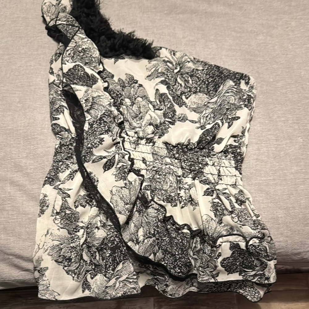 Floral Black and White One-Shoulder Top